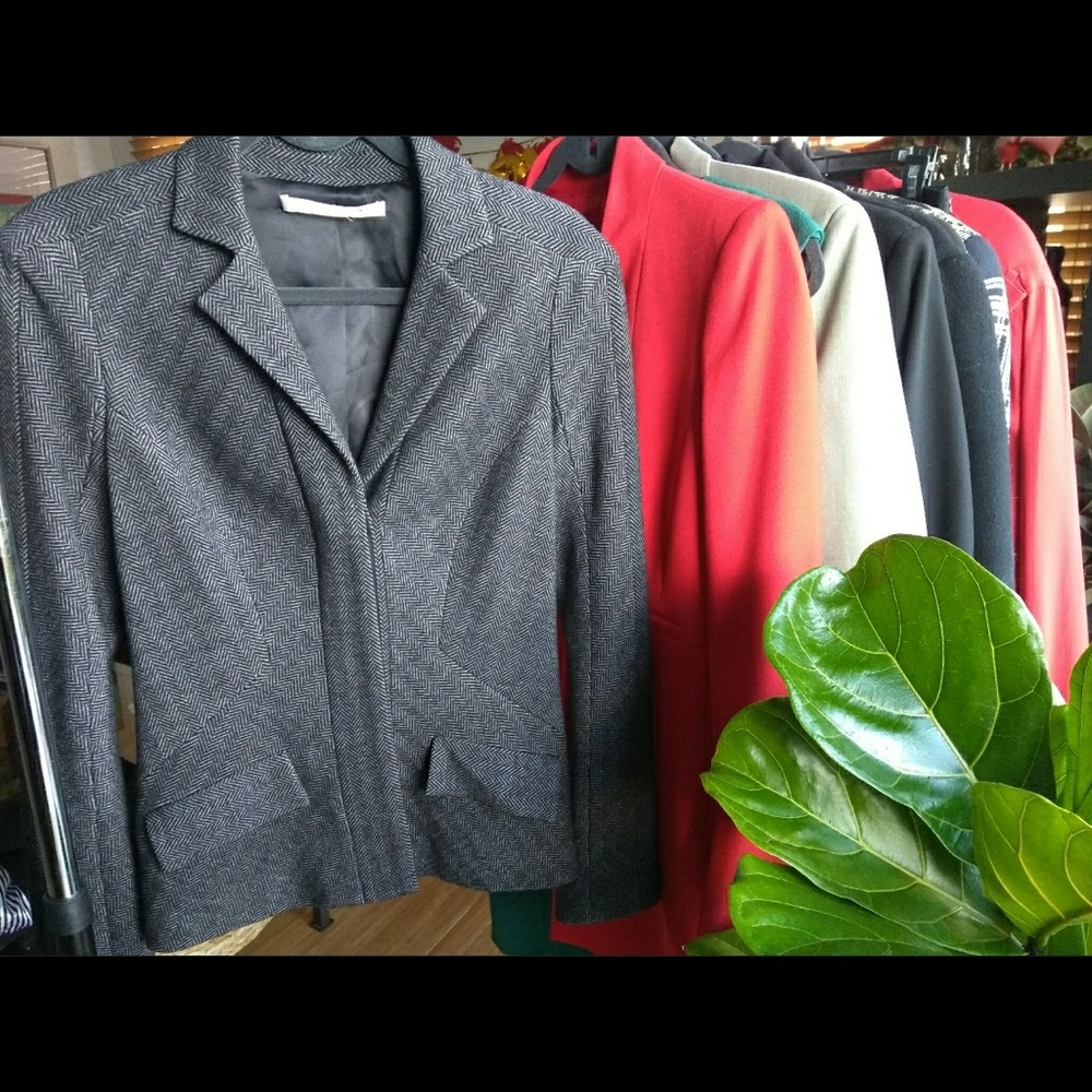 ✨ DVF Herringbone Blazer